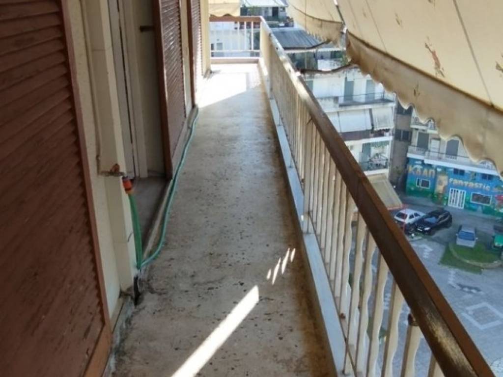 Το άλλο μπαλκόνι