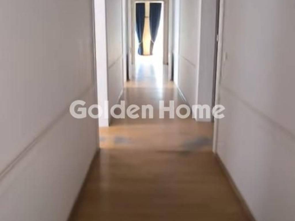 Χολ - Διάδρομος