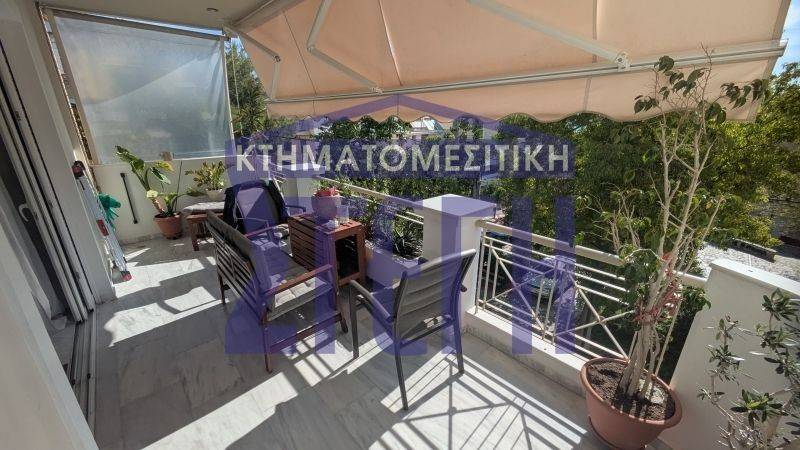 Θέα από μπαλκόνι