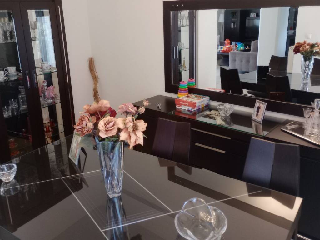 τραπεζαρια