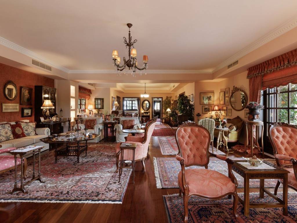 Εσωτερικοι χώροι