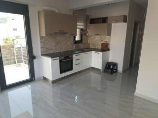 ΚΟΥΖΙΝΑ-ΣΑΛΟΝΙ