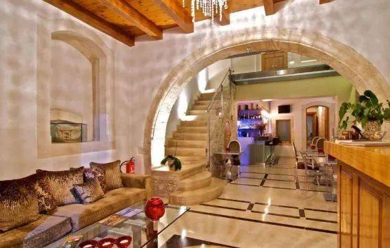 Εσωτερικοι χώροι