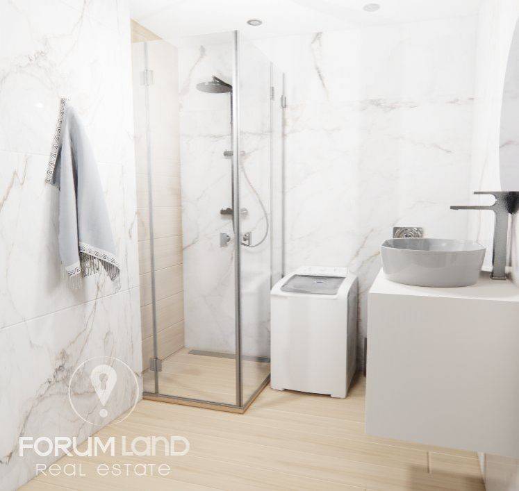 Forumland Real Estate, Μπάνιο