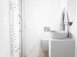 Forumland Real Estate, Μπάνιο