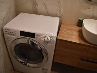 ΠΛΥΝΤΗΡΙΟ ΡΟΥΧΩΝ