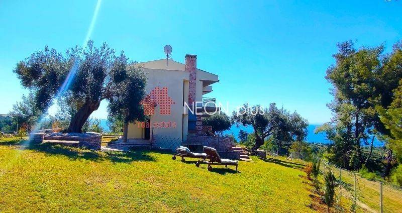 Θέα από μπαλκόνι