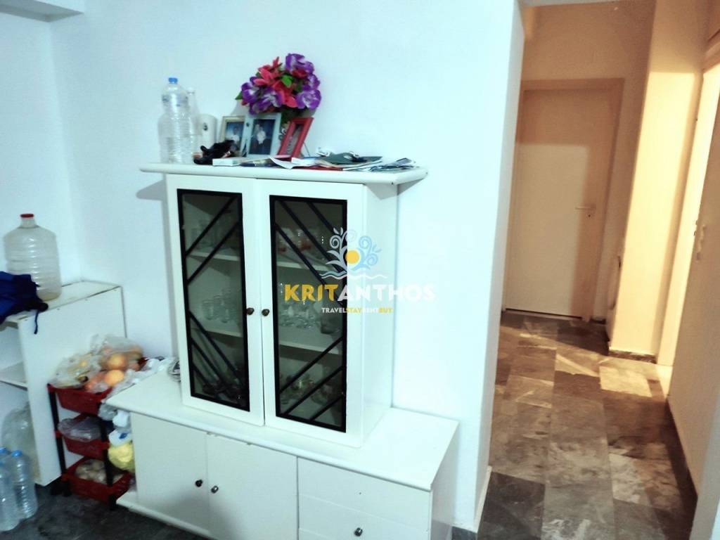 Σαλόνι - διάδρομος