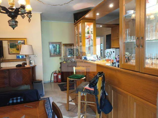 LIVING ROOM - OPEN PLAN KITCHEN