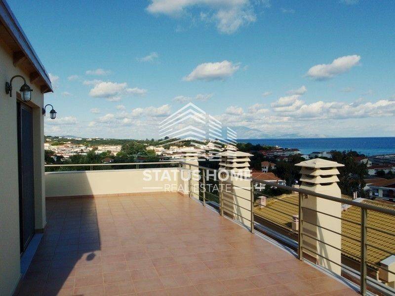 Θέα από μπαλκόνι