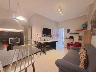 Σαλοκουζίνα