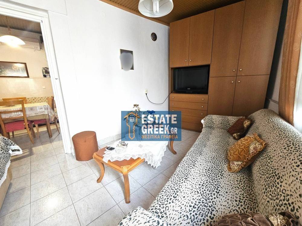 ★ Πλήρως επιπλωμένο ★ Ρετιρέ ★ Διαμπερές ★ 2+1 υπνοδωμάτια ★ Αποθήκη 5τμ