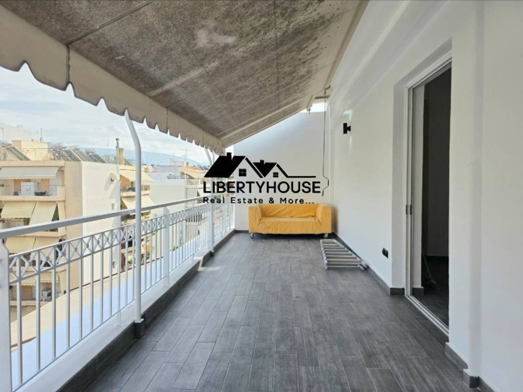 Μεγάλα μπαλκόνια 25τ.μ.,