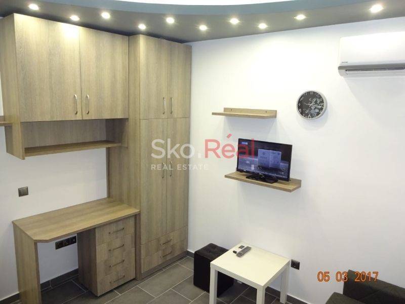 Σαλοκουζίνα