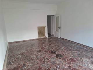 ΤΕΡΑΣΤΙΟ ΣΑΛΟΝΙ