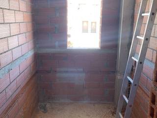 Forumland Real Estate, τοιχοποιία