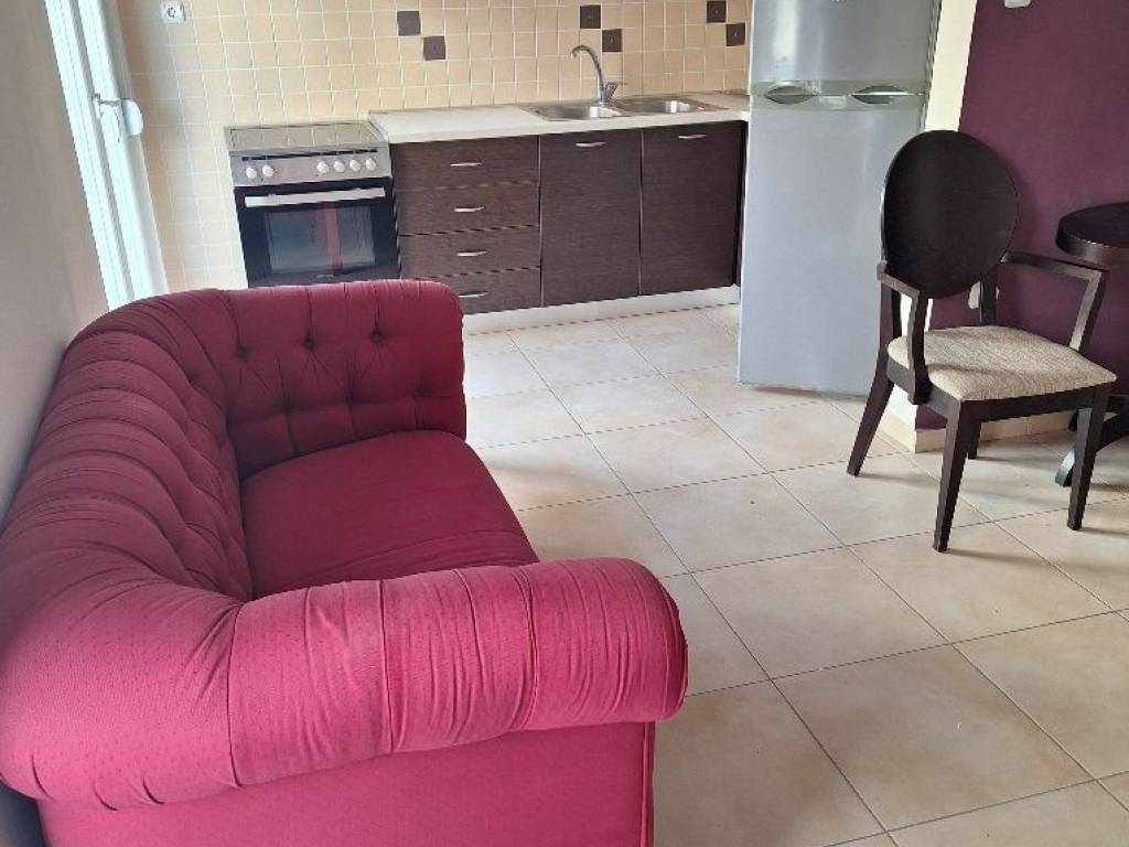 ΚΟΥΖΙΝΑ ΣΑΛΟΝΙ