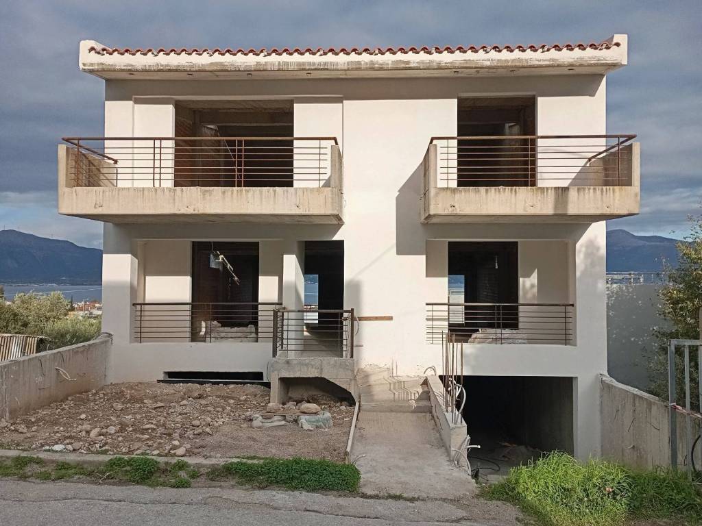 Κύρια όψη κτιρίου