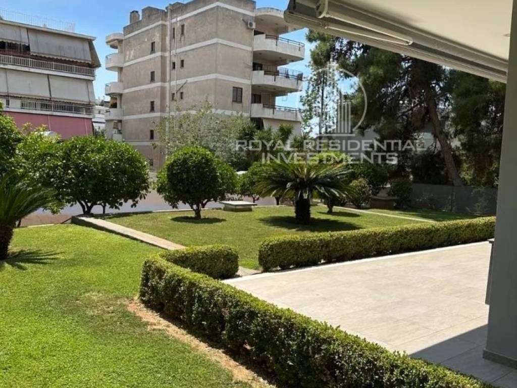 Θέα από μπαλκόνι