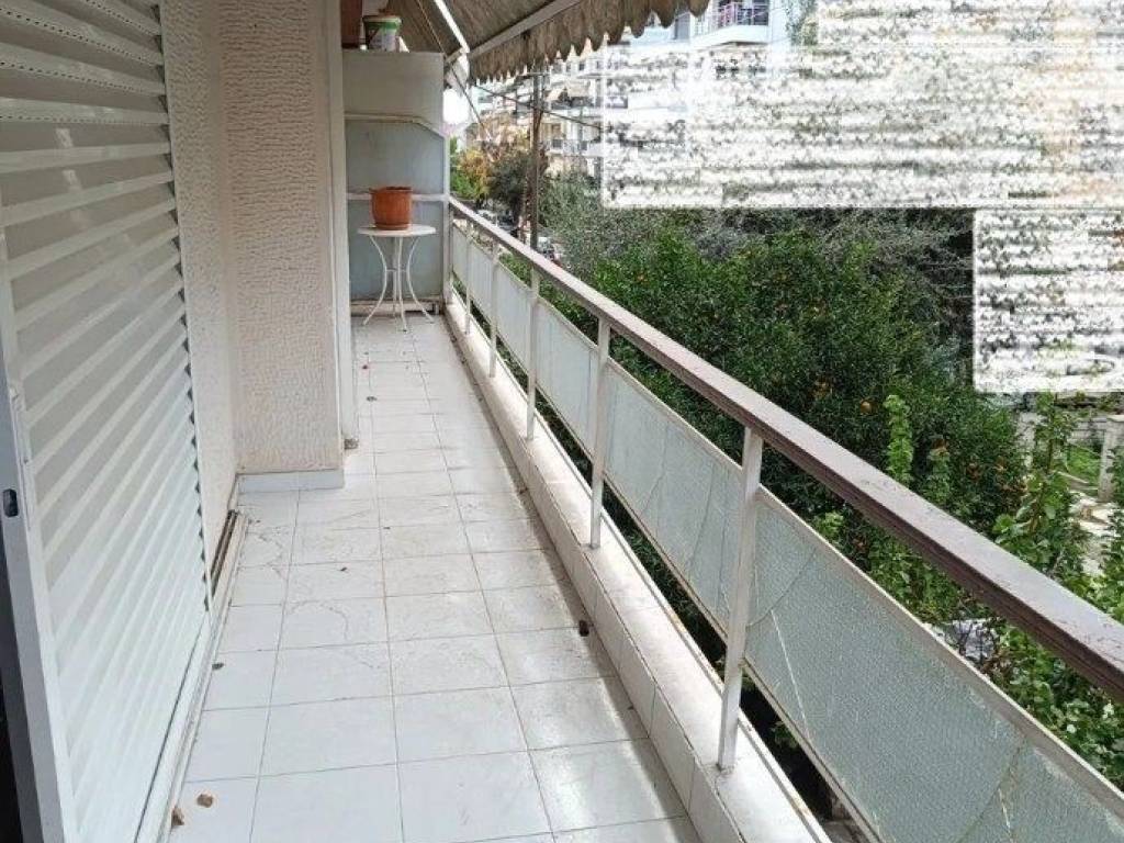 Forumland Real Estate, Βεράντες