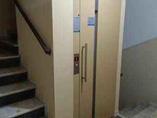 Forumland Real Estate, Ανελκυστήρας