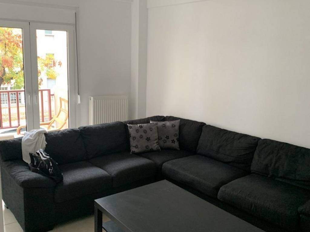 Forumland Real Estate, Καθιστικό