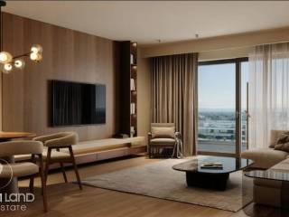 Forumland Real Estate, Σαλόνι