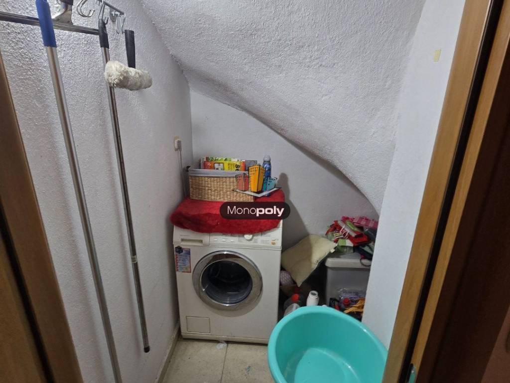 ΑΠΟΘΗΚΗ ΕΝΤΟΣ ΔΙΑΜΕΡΙΣΜΑΤΟΣ