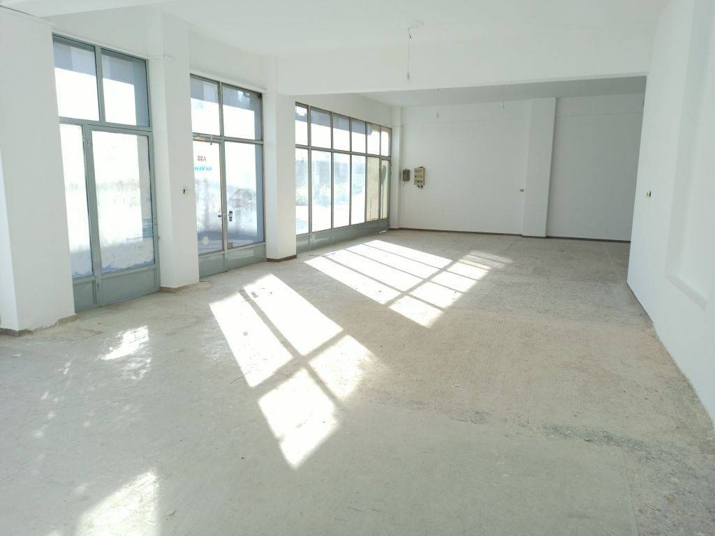 TMEMA APO TO ESOTERIKO TOY KATASTEMATOS