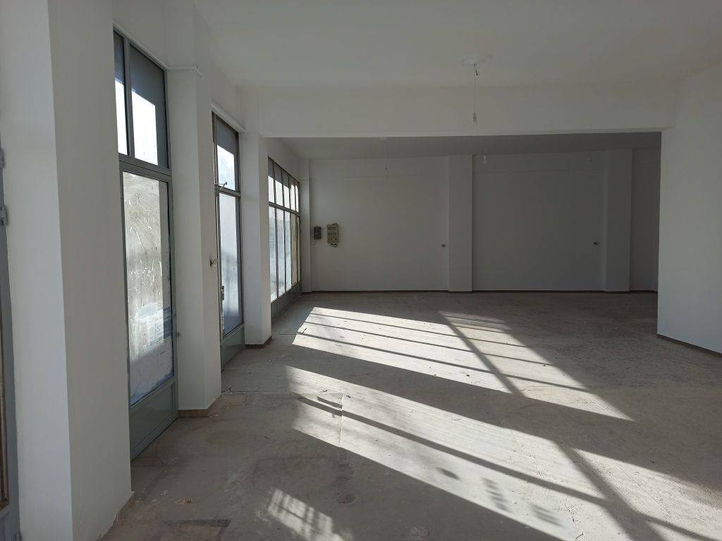 TMEMA APO TO ESOTERIKO TOY KATASTEMATOS