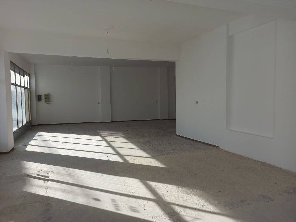 TMEMA APO TO ESOTERIKO TOY KATASTEMATOS