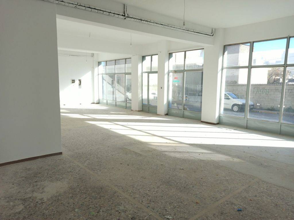 TMEMA APO TO ESOTERIKO TOY KATASTEMATOS