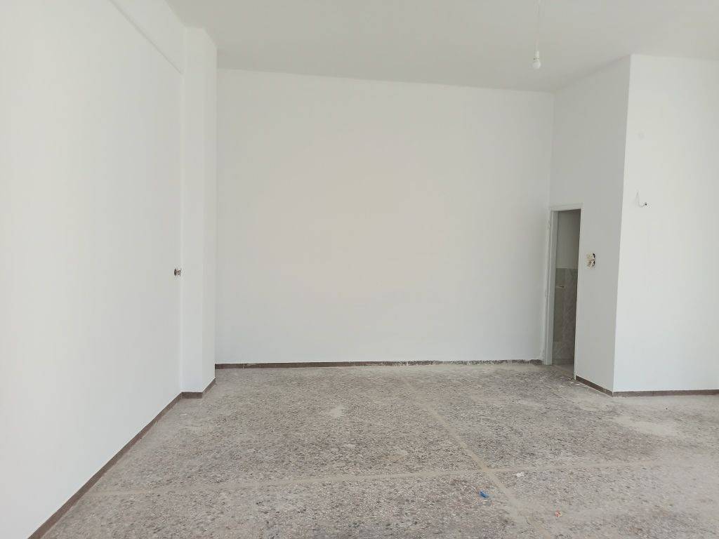 TMEMA APO TO ESOTERIKO TOY KATASTEMATOS