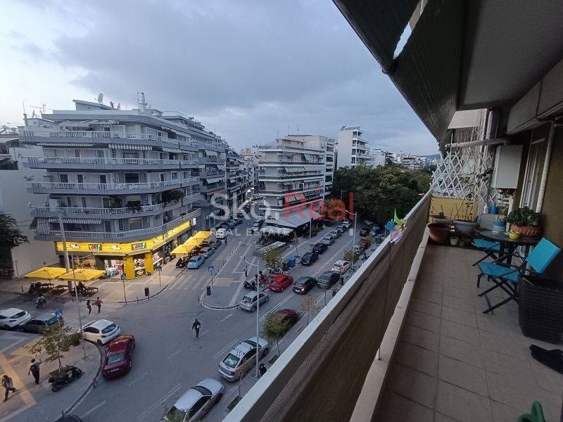 Θέα από μπαλκόνι