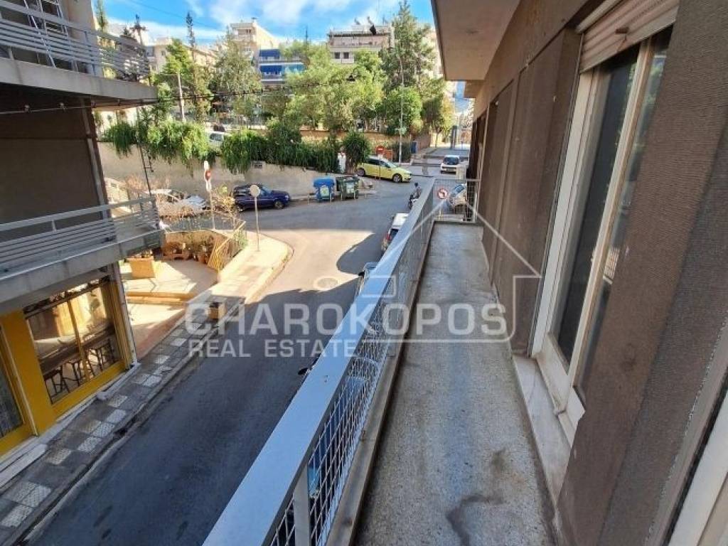 Θέα από μπαλκόνι,Μπαλκόνι