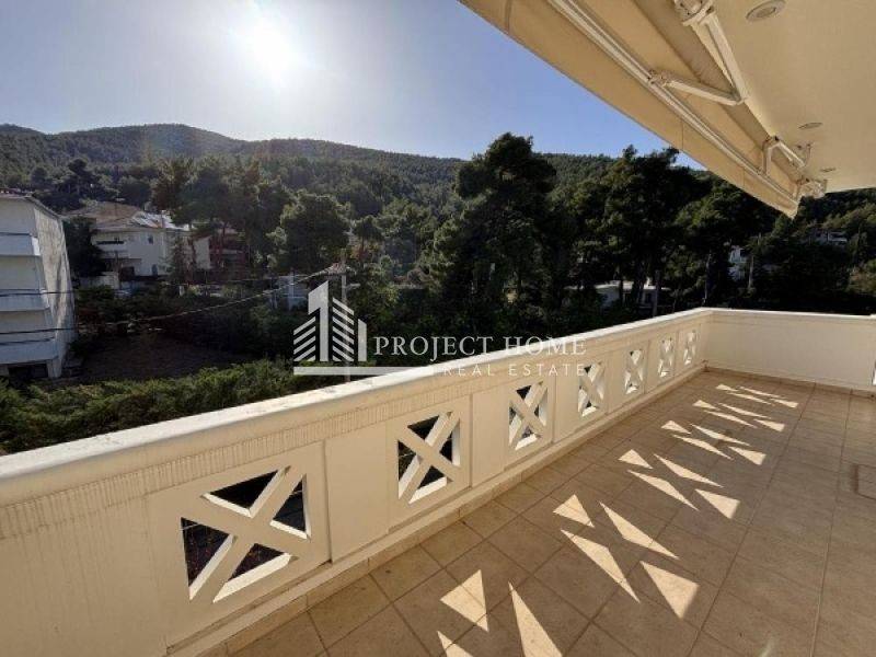 Θέα από μπαλκόνι