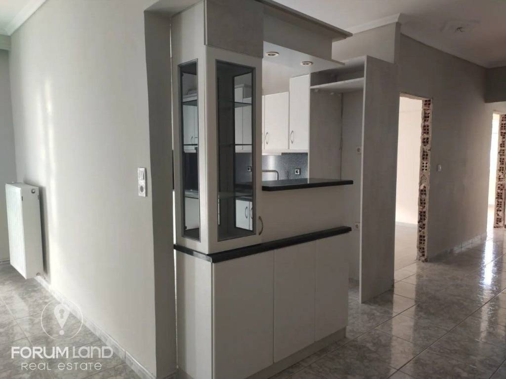 Forumland Real Estate, Σαλοκουζίνα