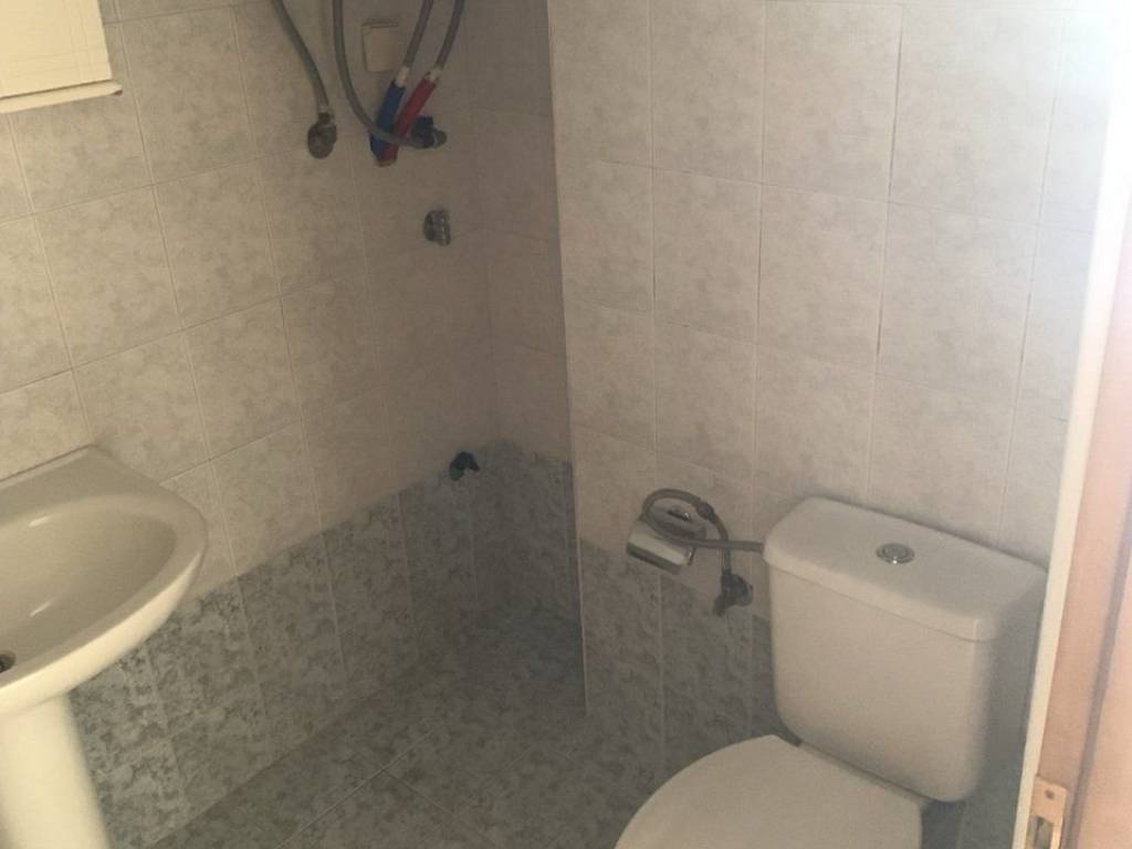 Forumland Real Estate, Μπάνιο