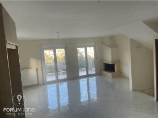 Forumland Real Estate, Σαλόνι με τζάκι