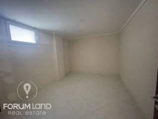 Forumland Real Estate, ημιυπόγειο