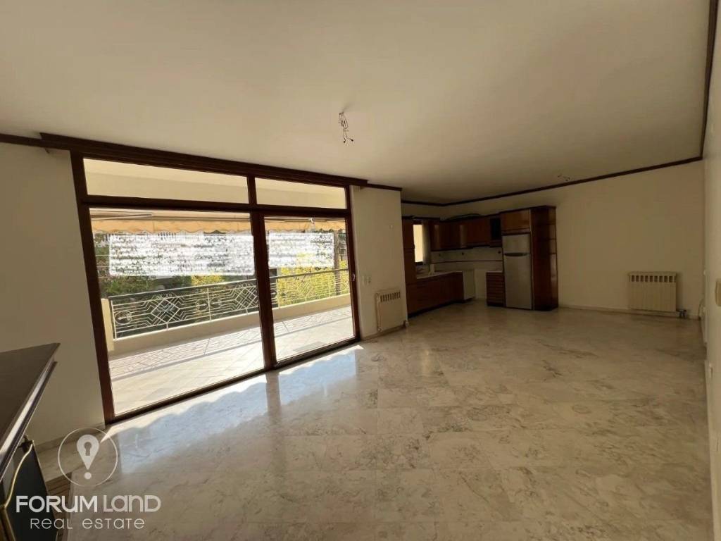 Forumland Real Estate, Σαλοκουζίνα