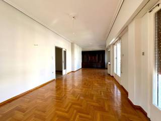 Kathistiko - Trapezaria