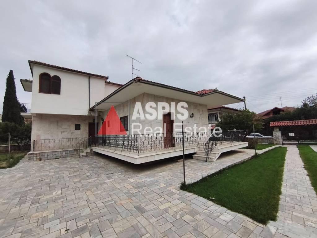 Εξωτερικοι χώροι