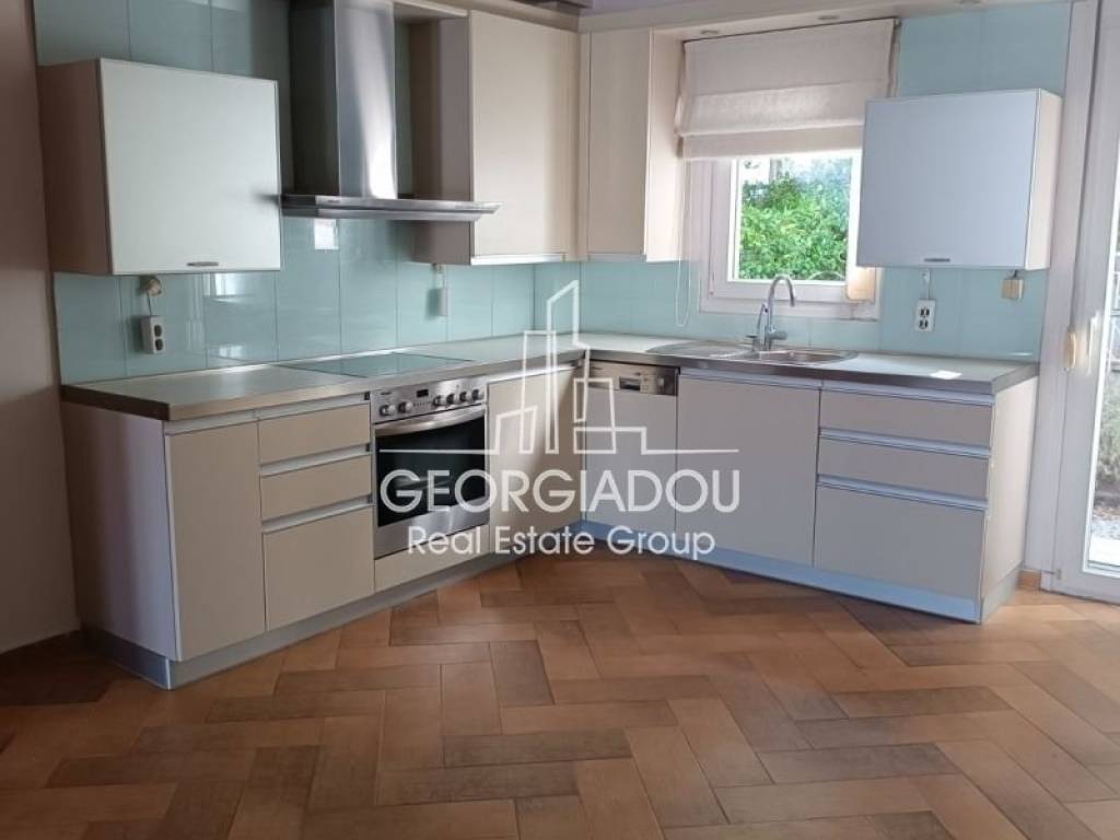 Σαλοκουζίνα