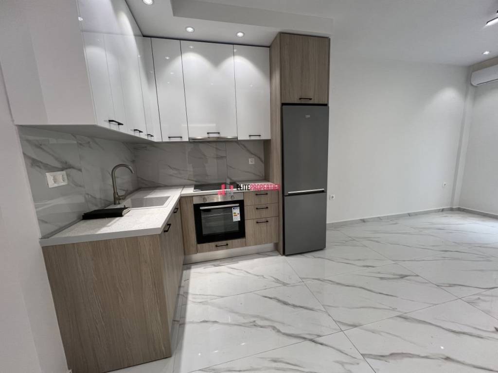 ΣΑΛΟΚΟΥΖΙΝΑ