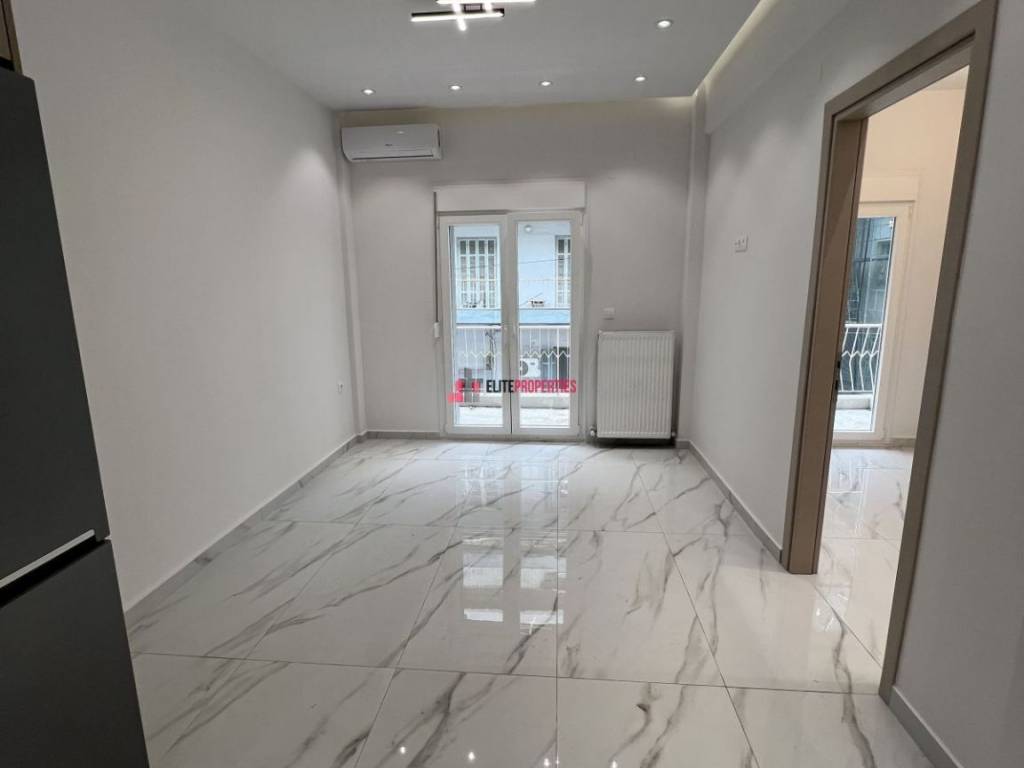 ΣΑΛΟΚΟΥΖΙΝΑ