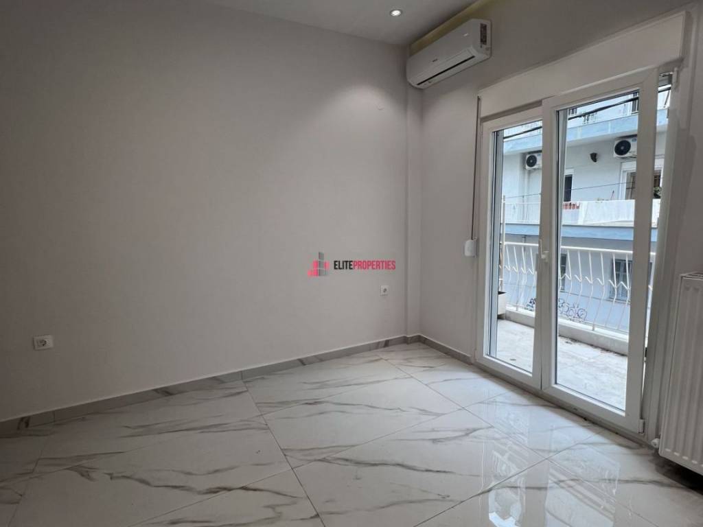 ΣΑΛΟΚΟΥΖΙΝΑ