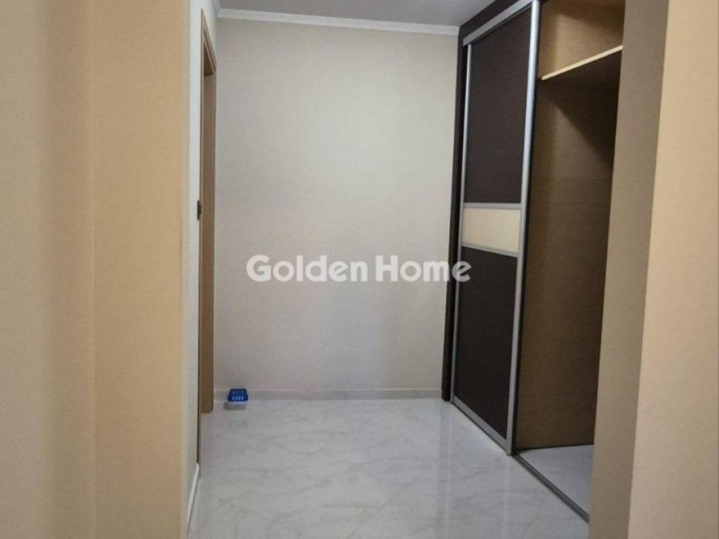 Χολ - Διάδρομος