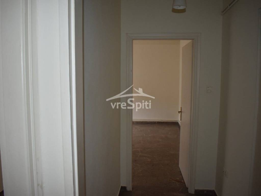 ΔΙΑΔΡΟΜΟΣ-ΚΑΘΙΣΤΙΚΟ ΣΤΟ ΒΑΘΟΣ