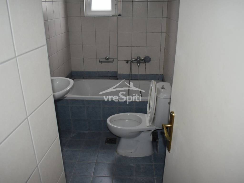 ΑΠΟΨΗ ΛΟΥΤΡΟΥ